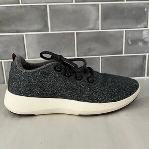 Allbirds Women's Wool Runners Charcoal Grey with White Sole Women’s Size 9